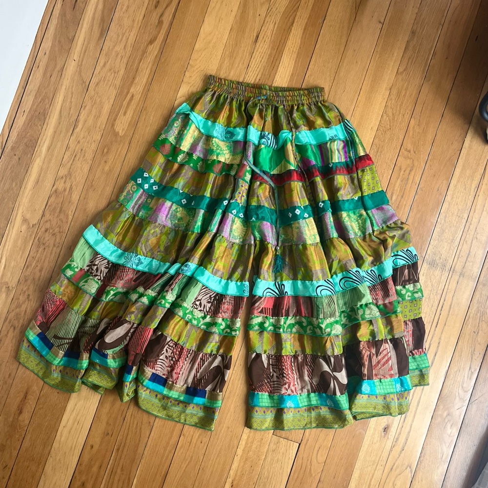 NWT Ordinary Selenophile Luna Tiered Pants (Short)